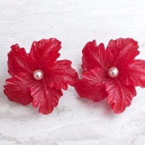 Vintage Avon 1988 Red Poinsettia Earrings Pearl Center Holiday Floral Gold NIB